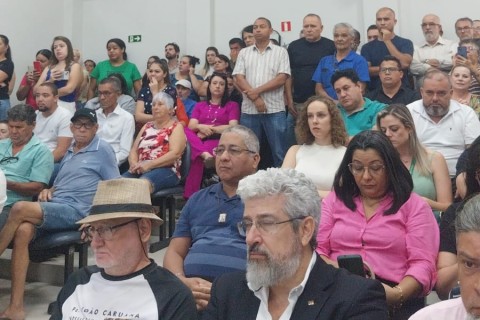 Reunião que ocorreu hoje pela manhã